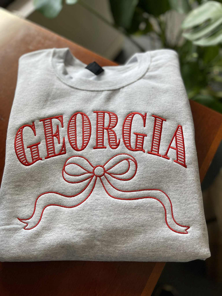 EMBROIDERED SWEATSHIRT GILDAN BRAND
